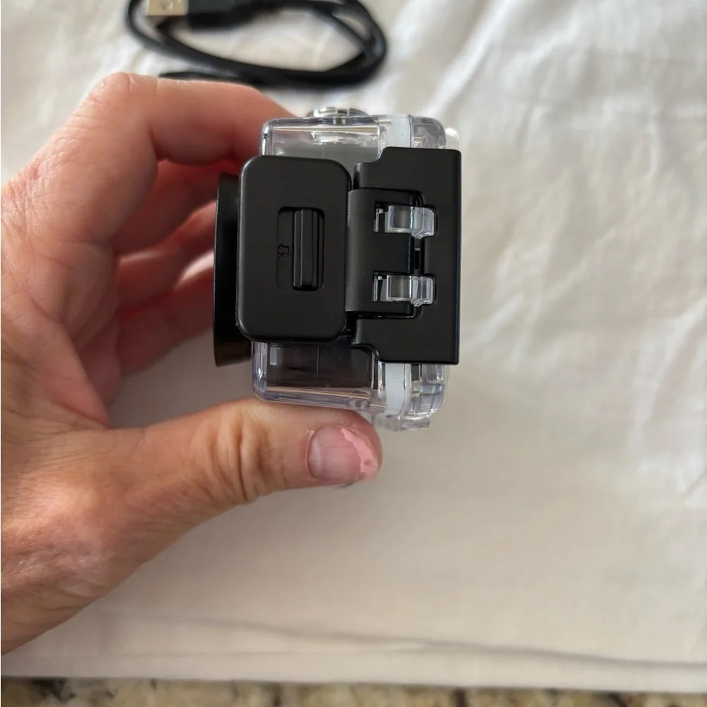 Vivitar DVR 922HD – BLK. DVR 922 Fouquet dual screen‎ action cam
